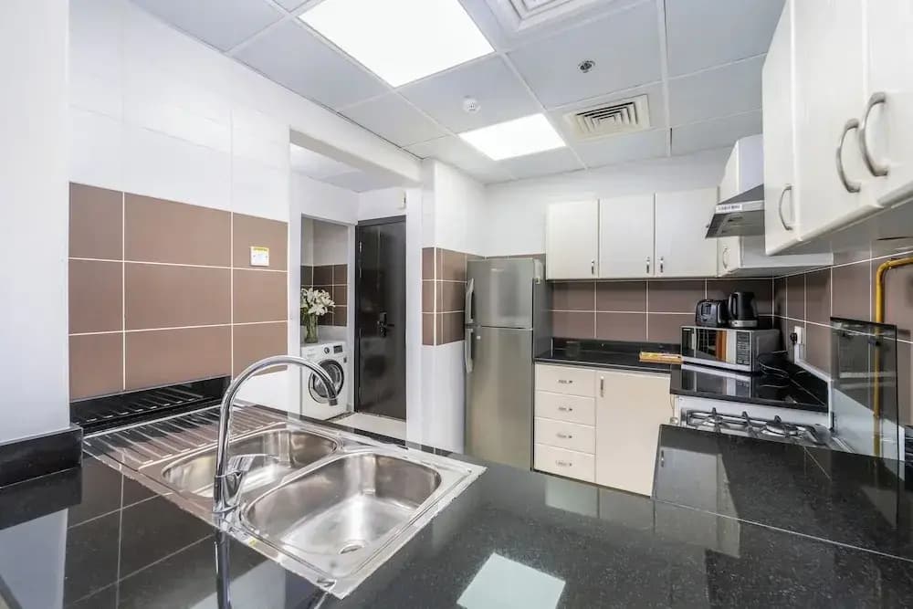 Marco Polo - Spacious Studio Lush View - photo 15