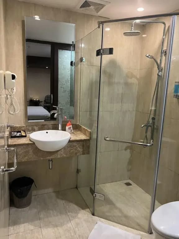 Skylark Boutique Hotel - photo 6