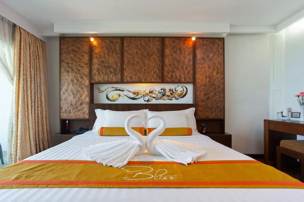 Homm Bliss Southbeach Patong - photo 46