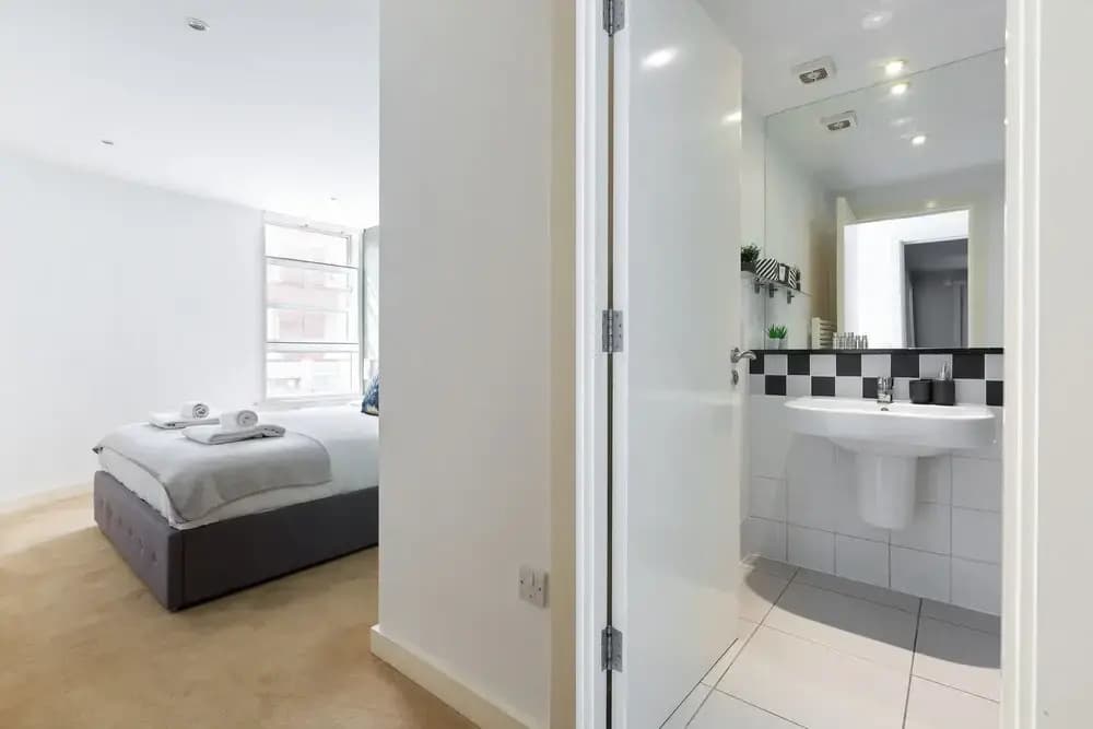 The Spitalfields Flats - photo 7