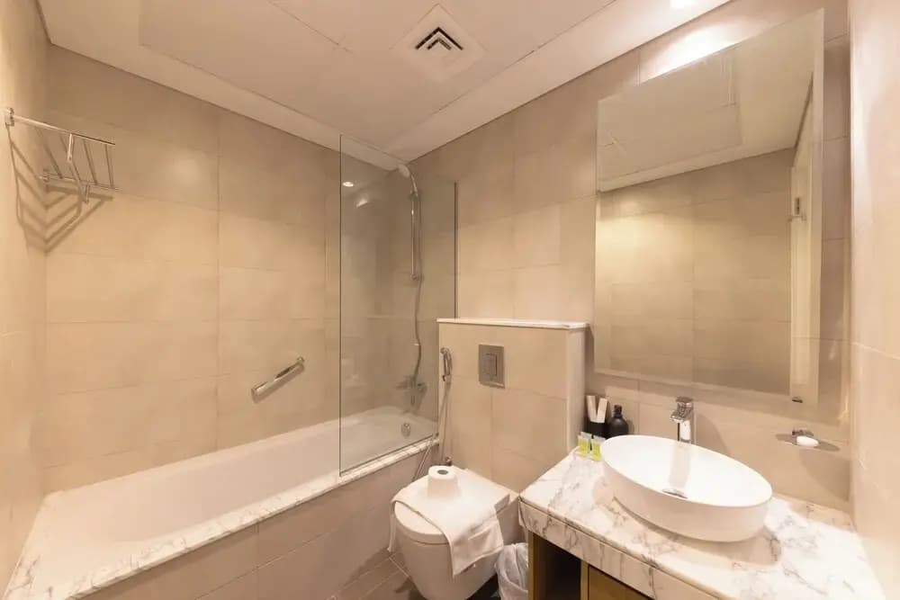 Cozy 2BR in Business Bay Aykon Tower - photo 8
