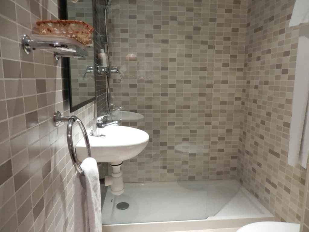Hotel Ingles - photo 8