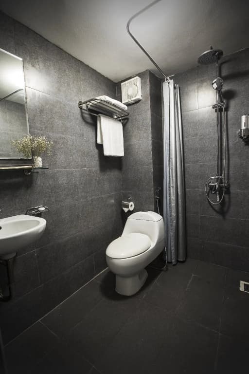 The Chi Novel Hostel - photo 13