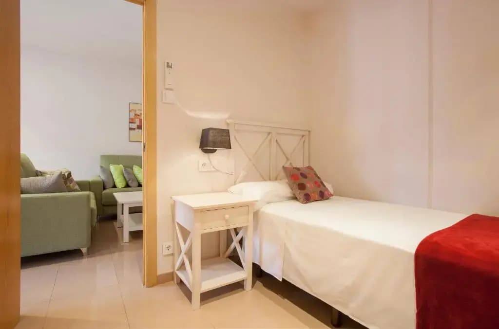 Rosselló Apartment - photo 13