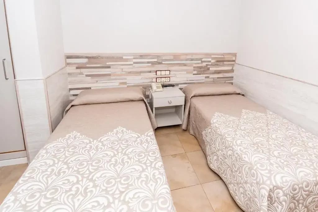 Hostal Viky - photo 11