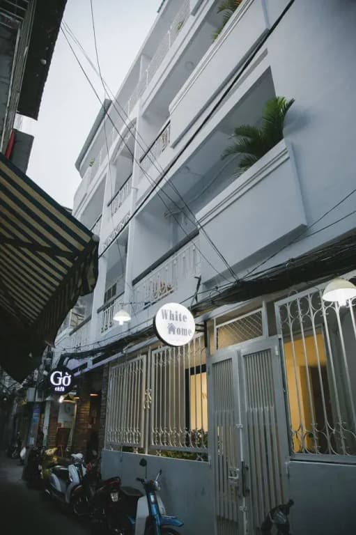 White Home - photo 16