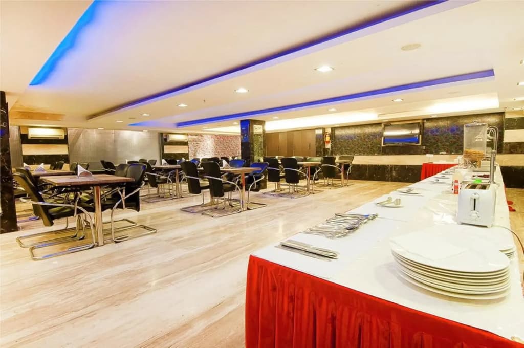 Hotel Amaltas International by Orion Hotels - photo 19