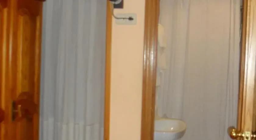 Hostal La Nava - photo 7