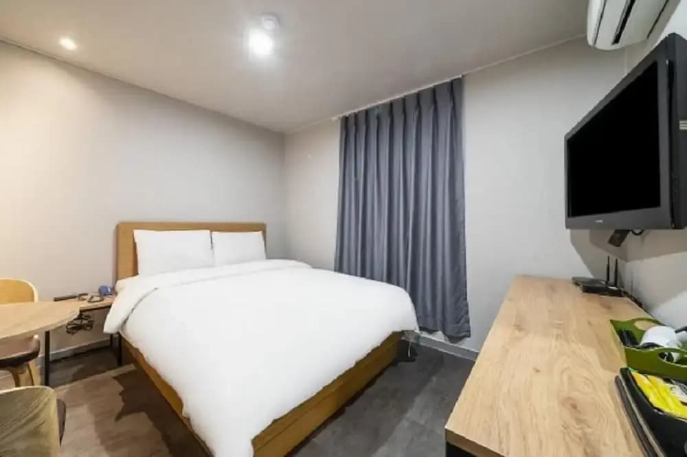 Hotel remi - photo 10