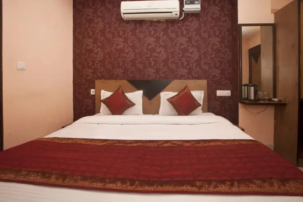 Anand Hotel With banquet hall Karol Bagh - photo 7