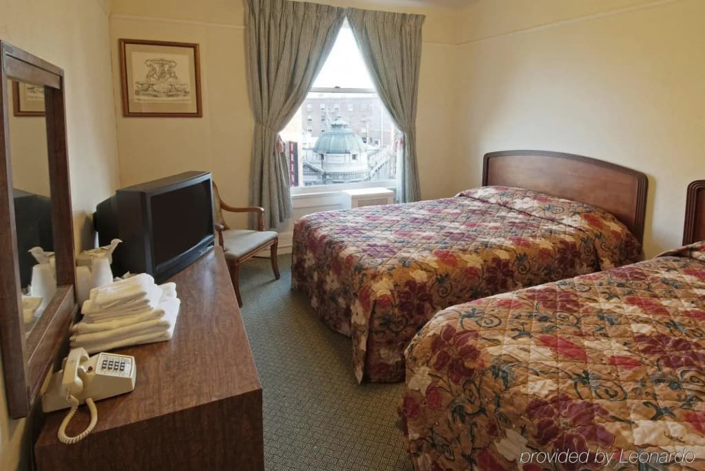Aida Plaza Hotel - photo 3