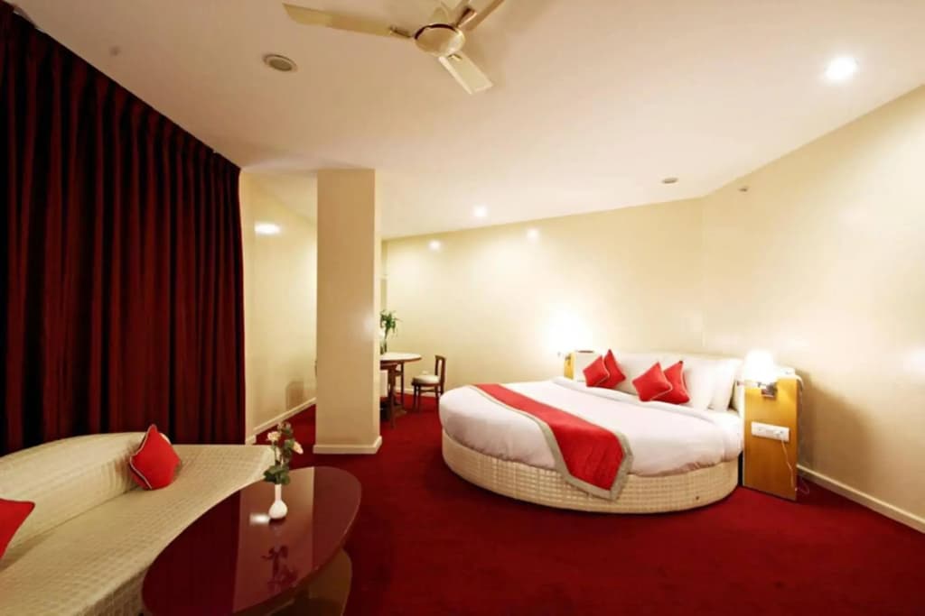 Hotel Ramhan Palace - photo 7
