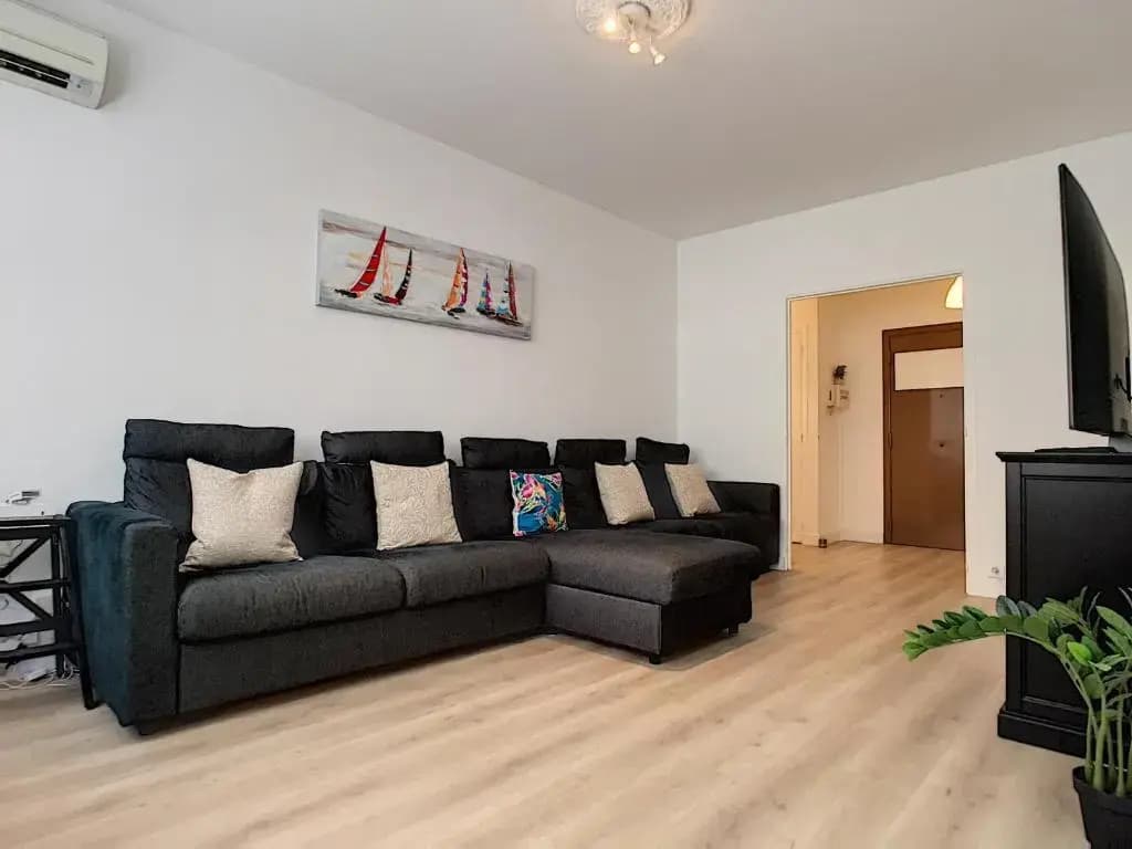 Nestor&Jeeves - BEETHOVEN - Central - Residential area - photo 3