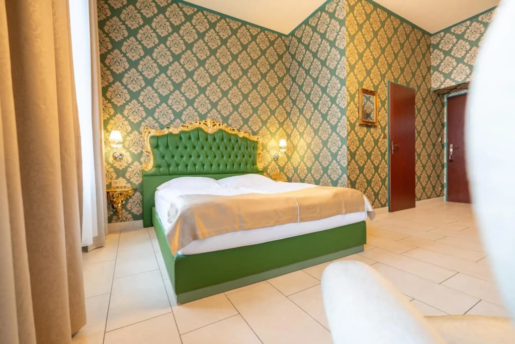 Hotel Urania - photo 22