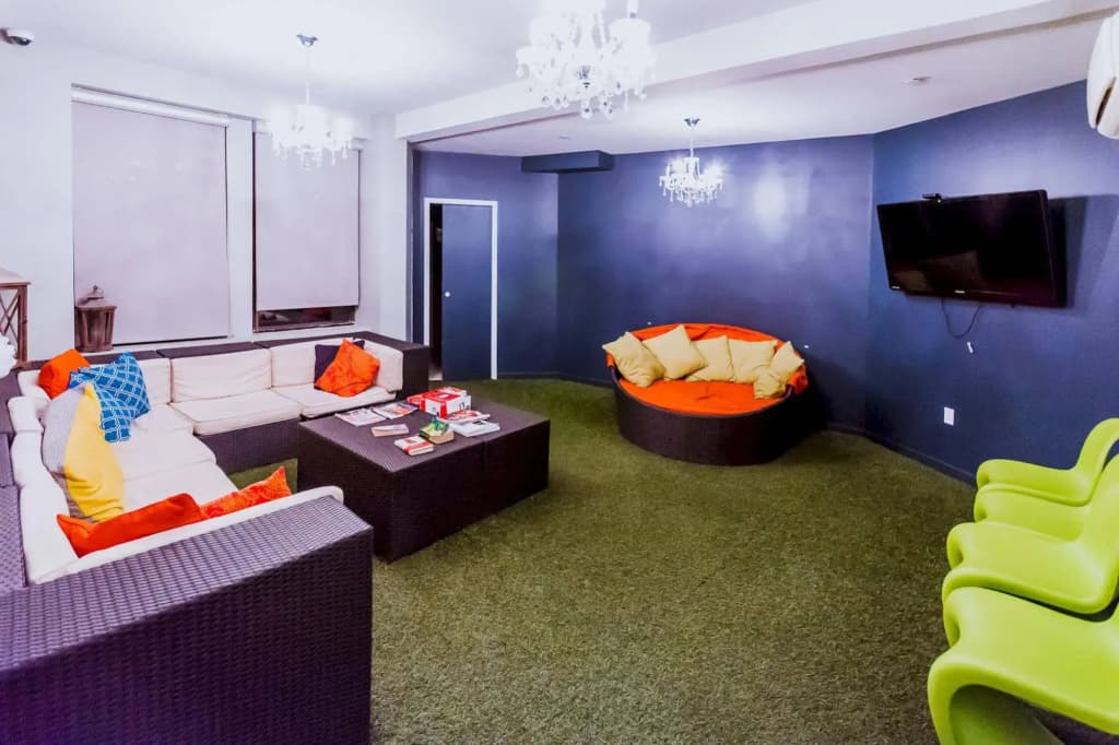 Q4 Hotel & Hostel - photo 14