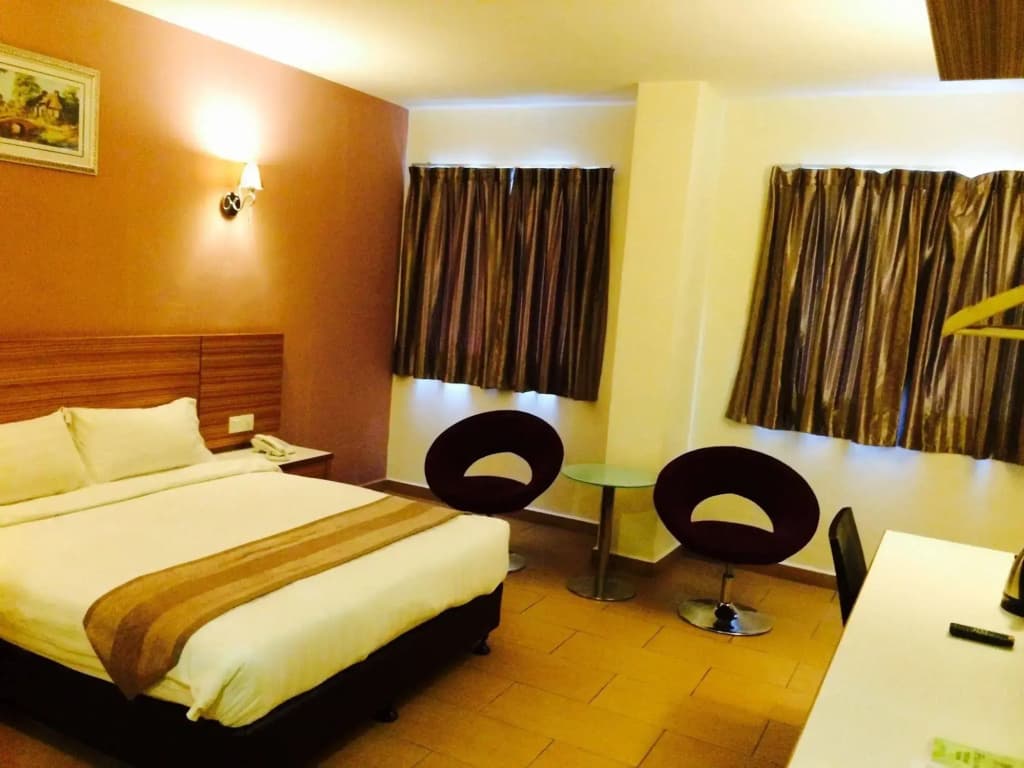 Grand Court Hotel - photo 7