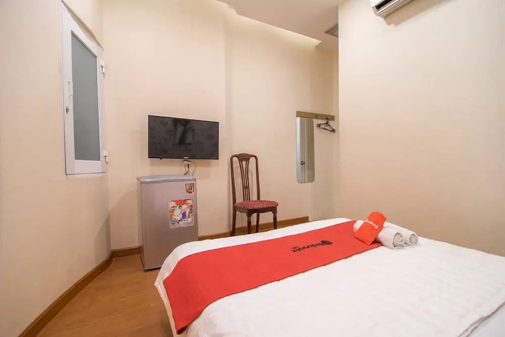 Reddoorz Duong Ba Trac Street - photo 14