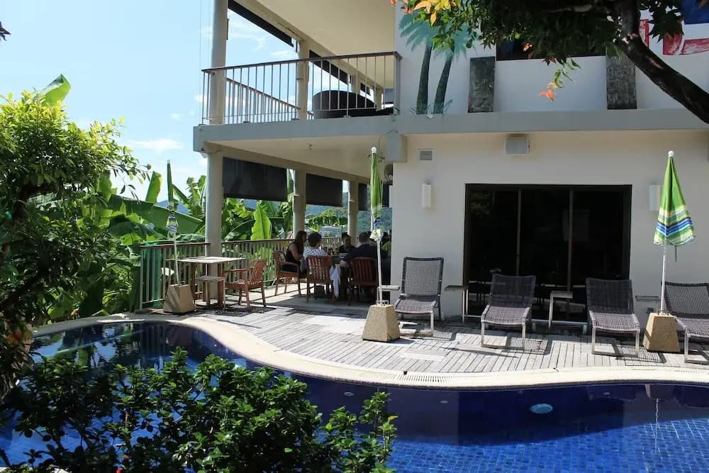 Hilltop Hotel - photo 14