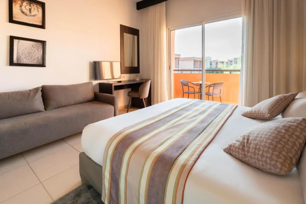 Zephyr Hotel Club Resort and Spa - photo 4