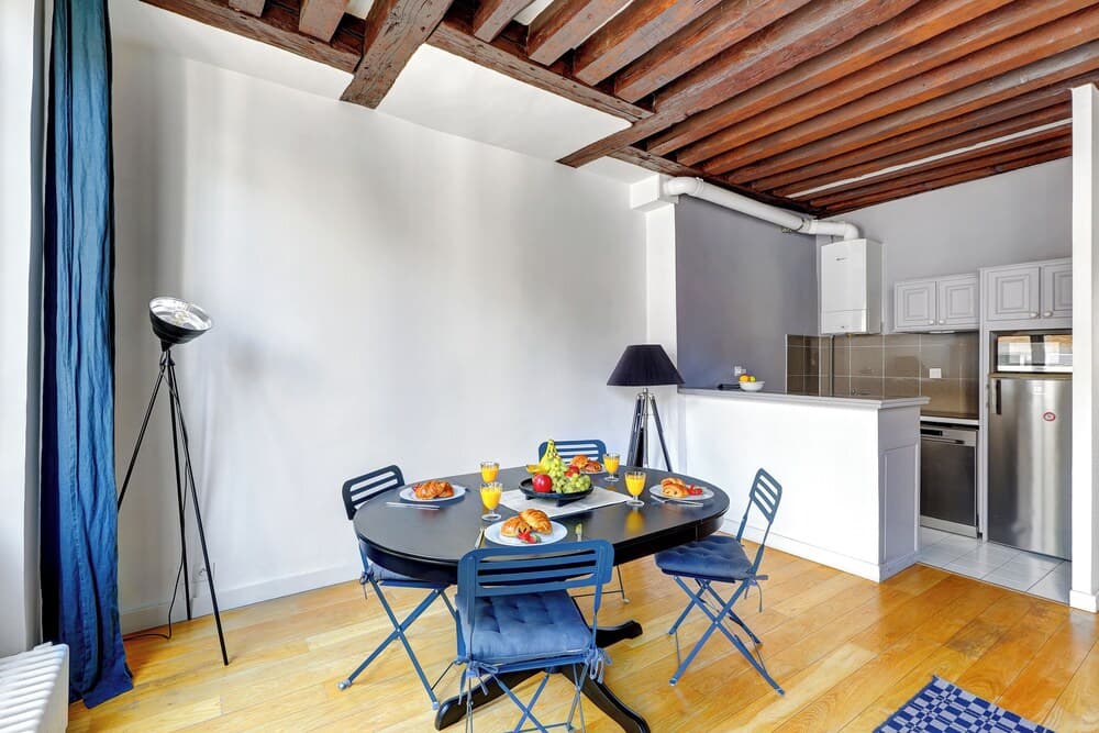 Charming 1BR Steps from Saint-Germain - photo 4