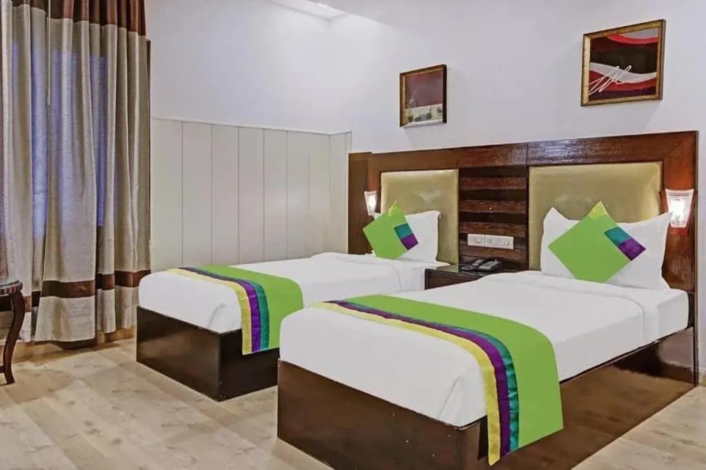 Parkland Kailash Colony - photo 3