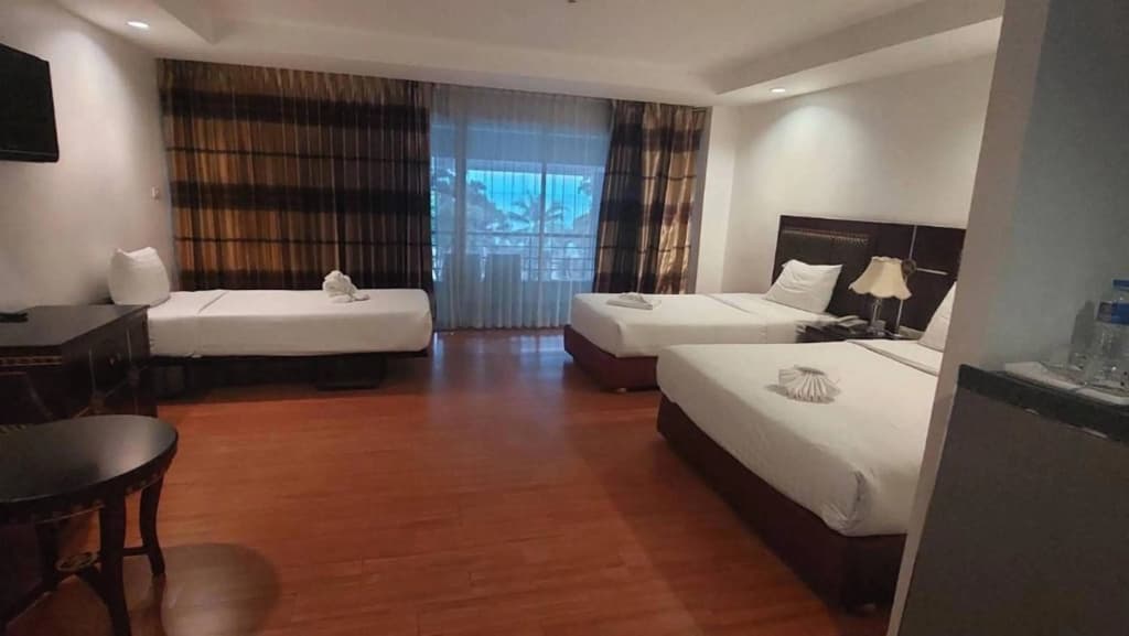 Jomtien Hisotel - photo 42