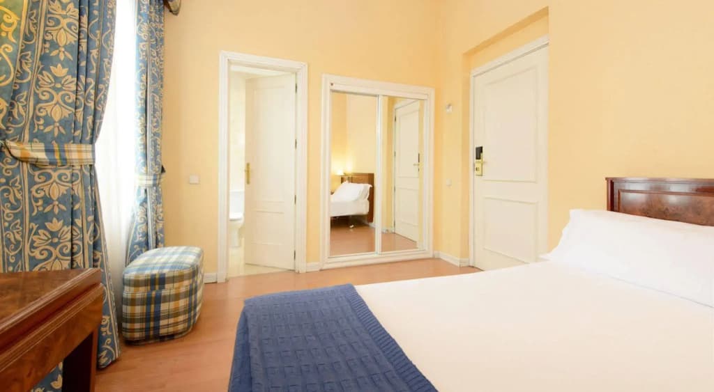 Hotel Madrid Gran Via 25 Affiliated by Meliá - photo 3
