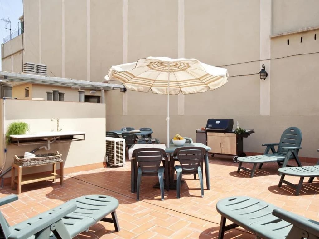 AinB Eixample-Entenza Apartments - photo 16