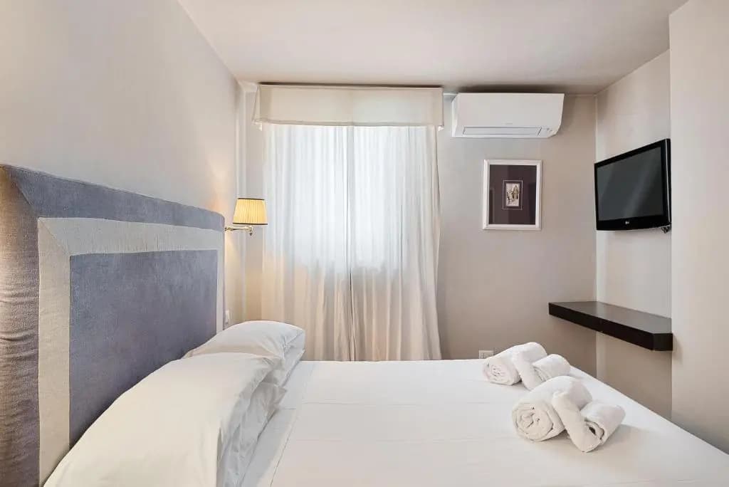 Tornabuoni Apartments - photo 12