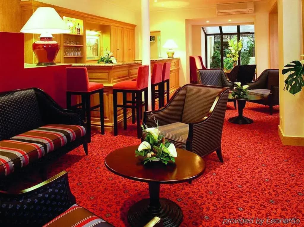 Hotel Berne Opera - photo 19