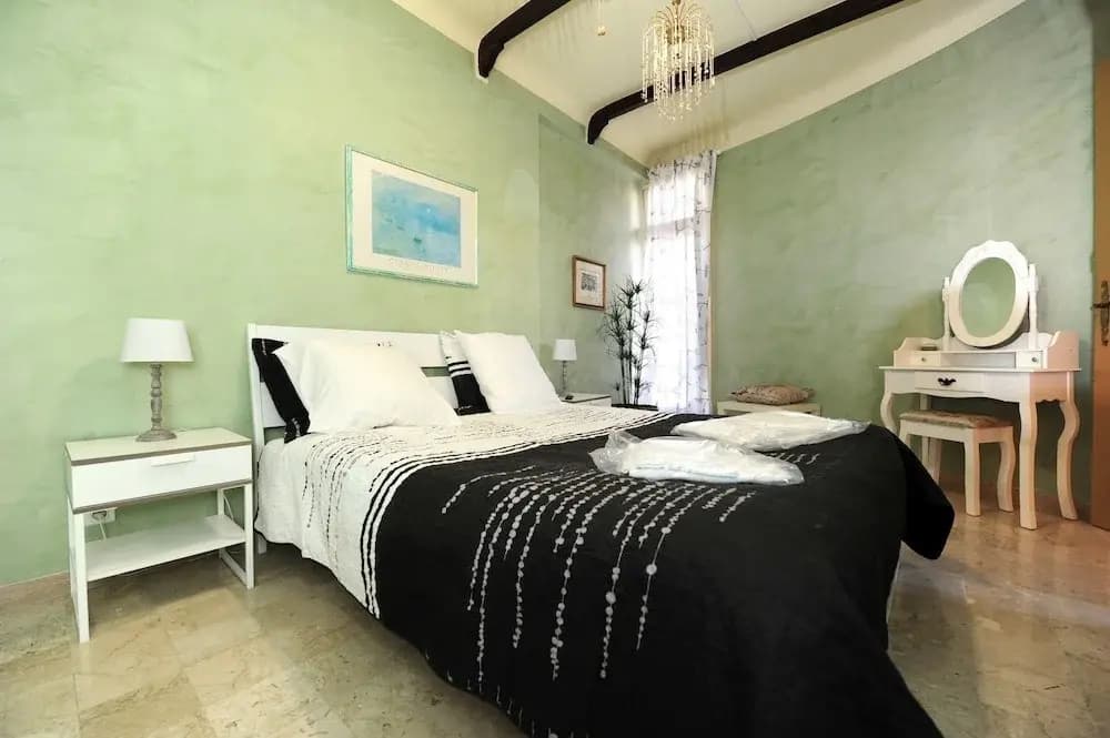 Royal Negresco - 5 Stars Holiday House - photo 6