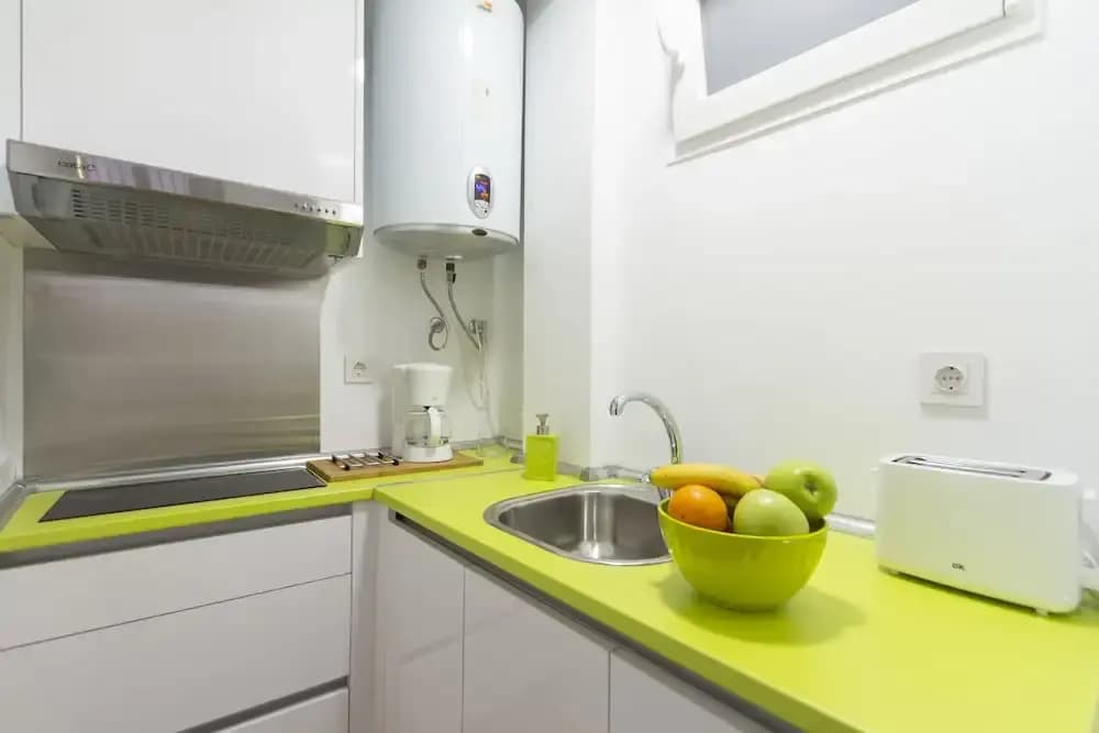 Dobo Homes Redondilla Apartment - photo 15