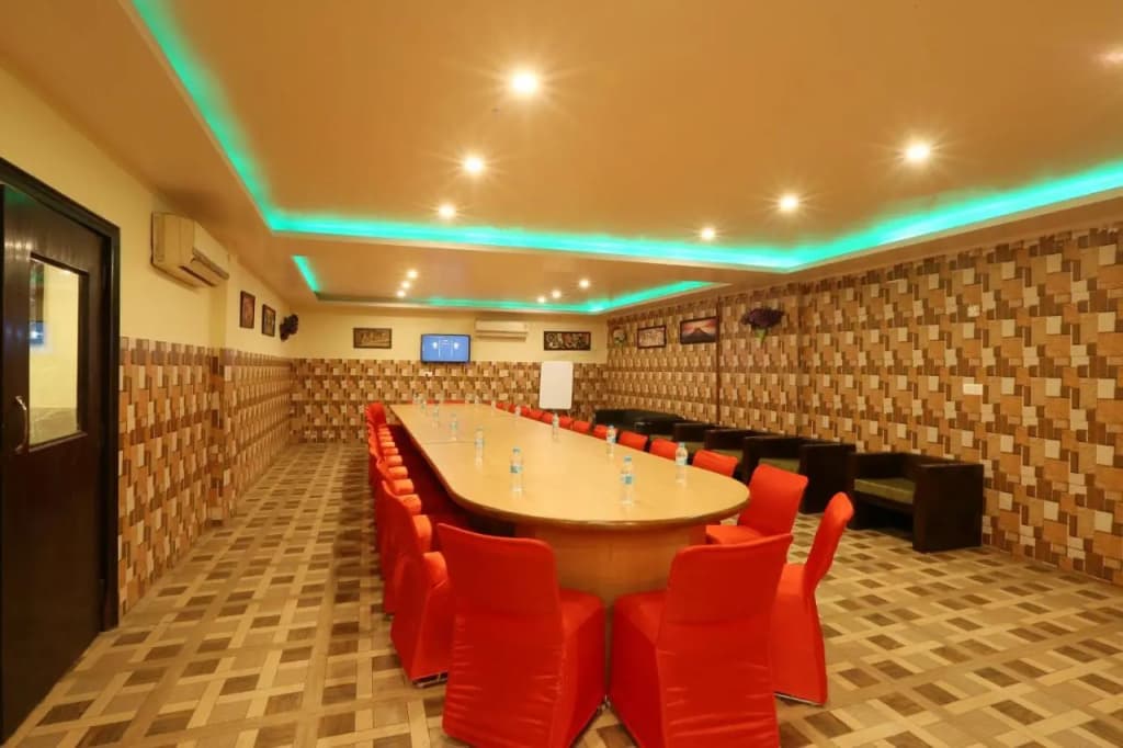 Hotel Castle Blue Delhi Airport T3 - photo 23