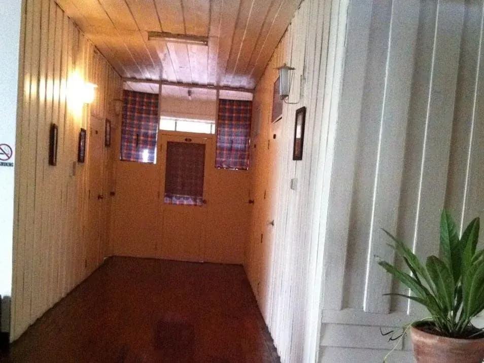 Tara Guest House - photo 8