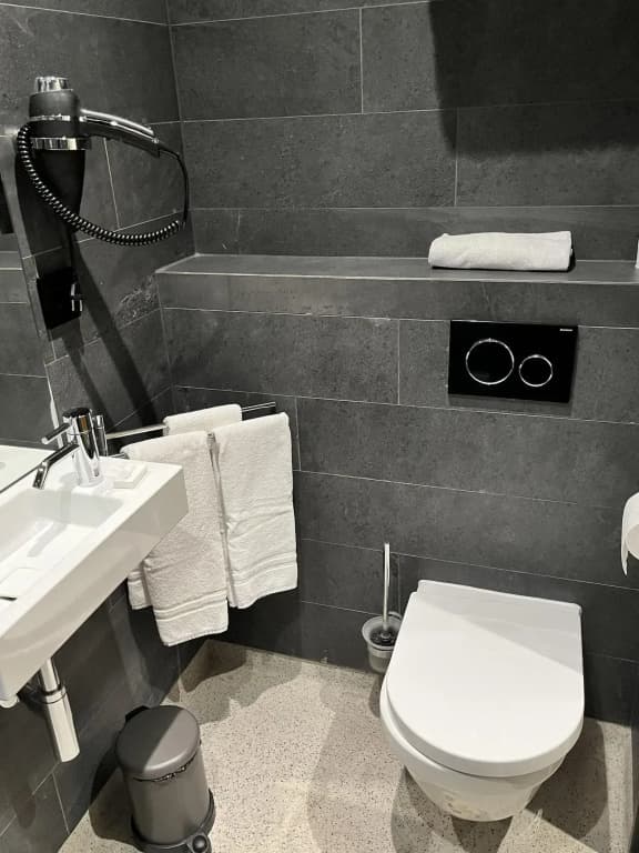 Sotel Amsterdam Central Station - photo 8