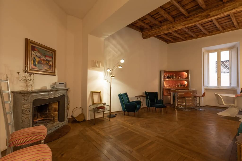 Chic And Style In Historical Via Giulia - photo 13