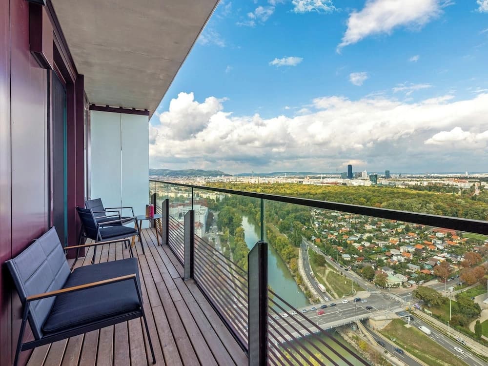 Penthouse Apartment with Rooftop Pool - photo 48