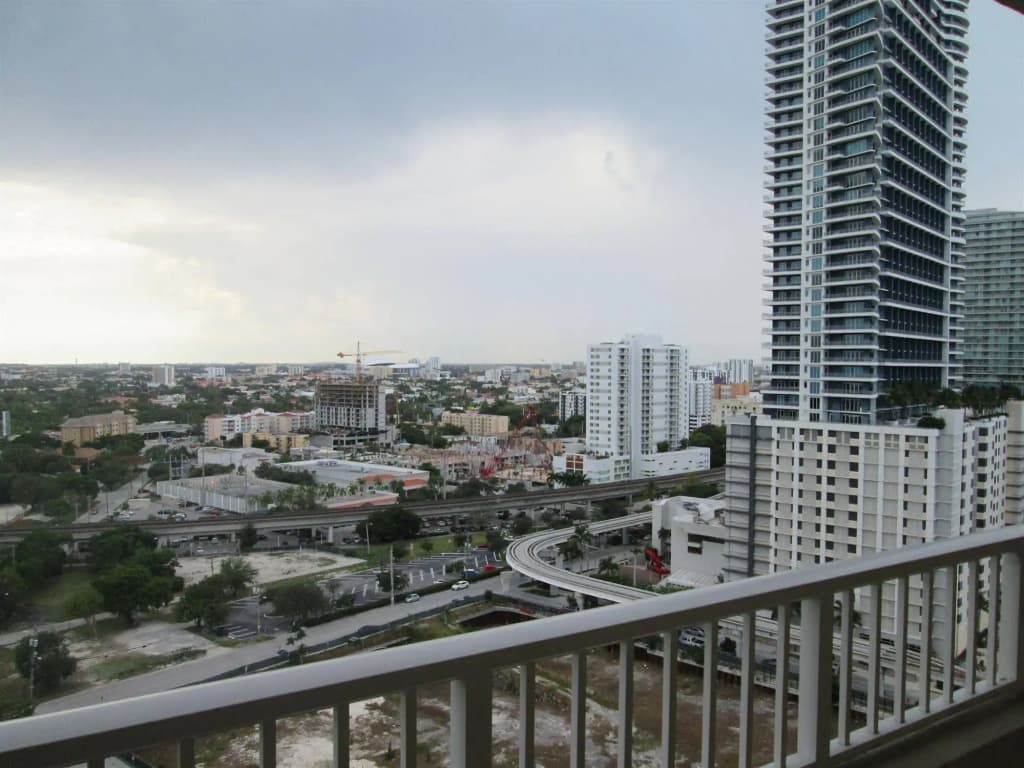 Pelican Residence at One Broadway - photo 25