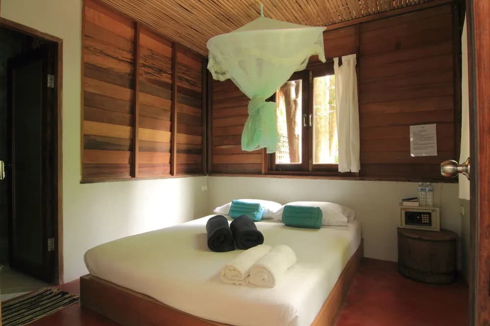 Free House Bungalow - photo 2