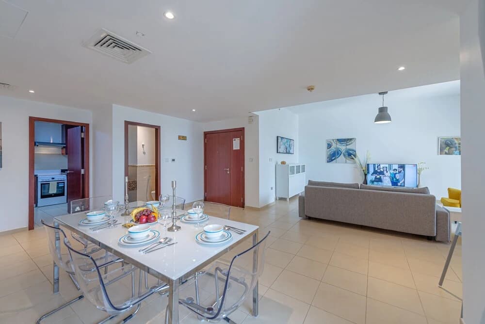 Marco Polo - Charming & Spacious 2BR Apt with Dubai Eye Views - photo 19