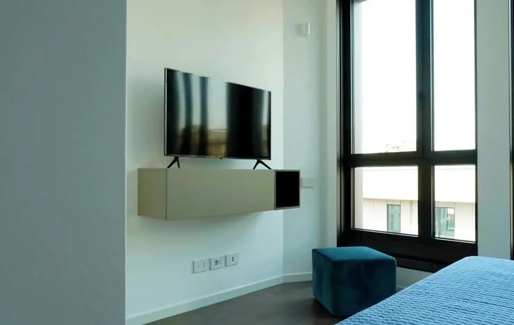 San Babila Modern Apartment - photo 2