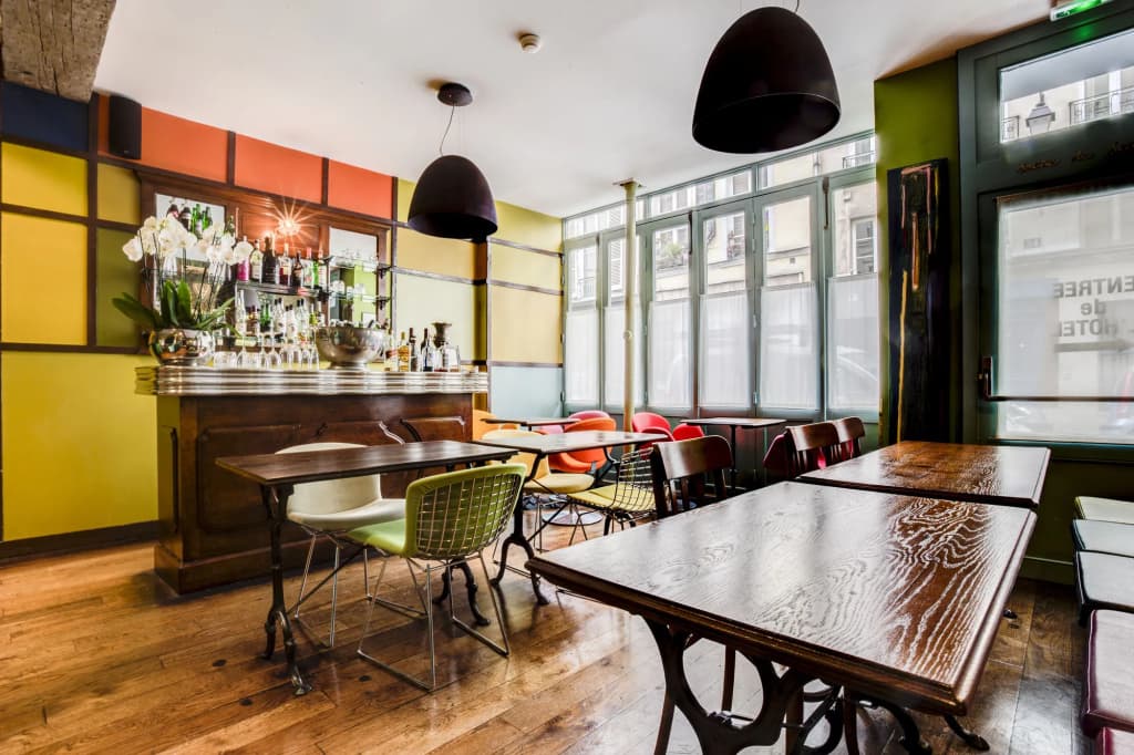 Hôtel du Petit Moulin, Haute Couture hotel by Lacroix - photo 19