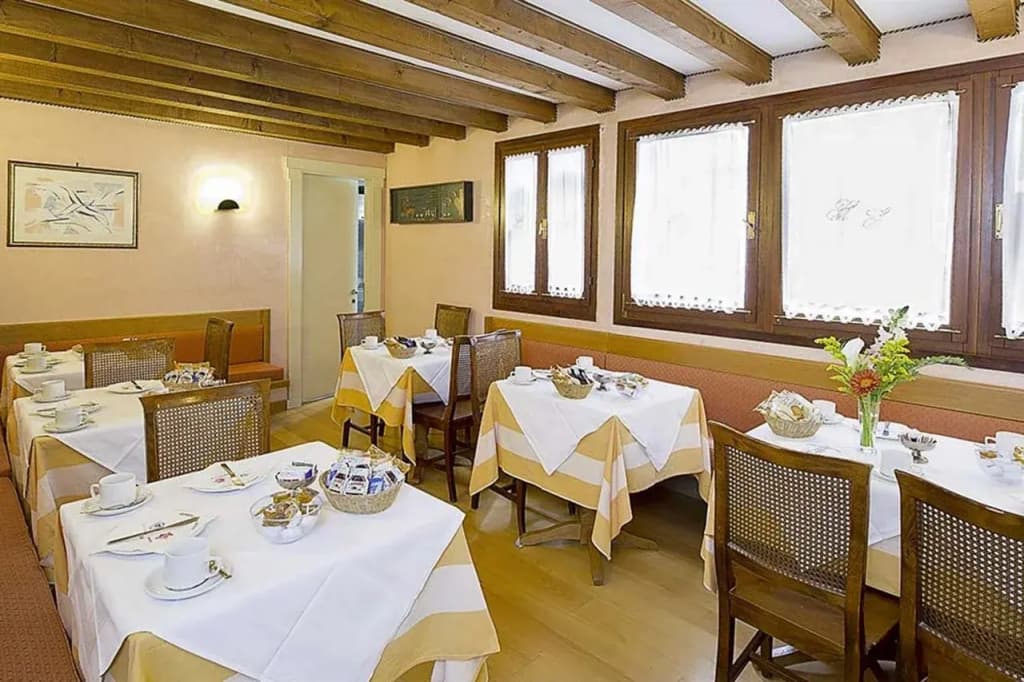 Hotel Spagna - photo 13