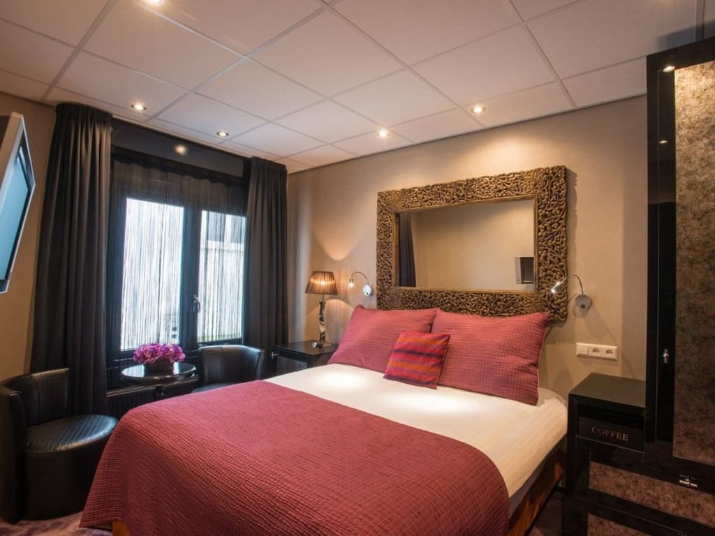 Hotel Sebastian's - photo 36