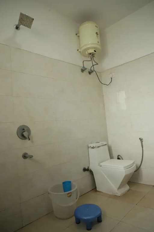 Pearl Residency Inn - photo 9