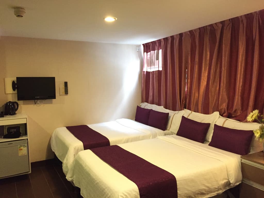 California Hotel - photo 3