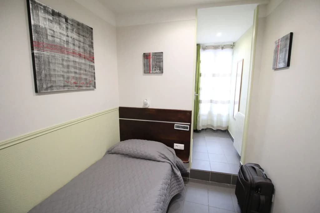 Hôtel des Pyrénées - photo 20