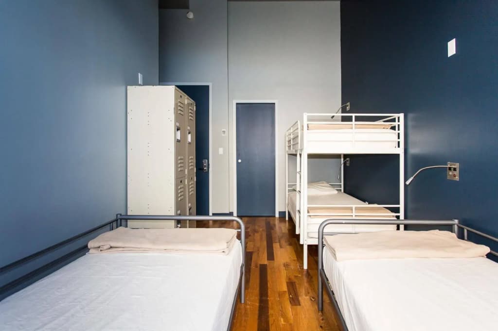 Q4 Hotel & Hostel - photo 5