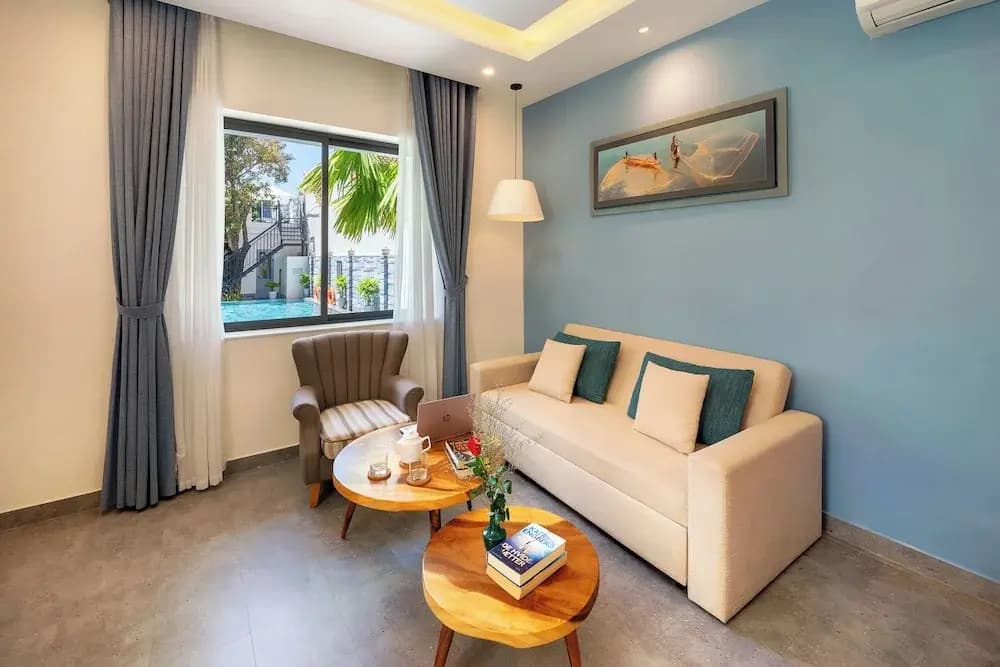 Full Moon Apartments - photo 3