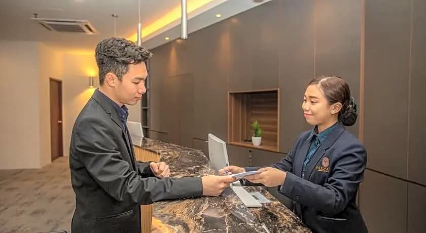 Regatta Suites Kuching - photo 25
